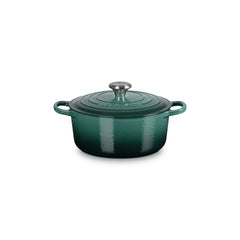 Signature Round Dutch Oven