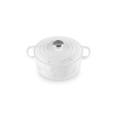 Signature Round Dutch Oven