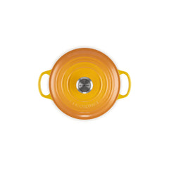 Signature Round Dutch Oven