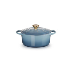 Signature Round Dutch Oven