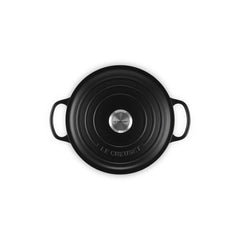 Signature Round Dutch Oven