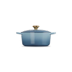 Signature Round Dutch Oven
