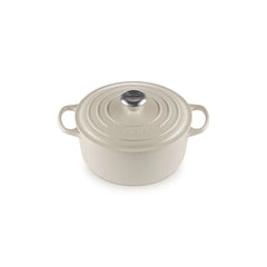 Signature Round Dutch Oven
