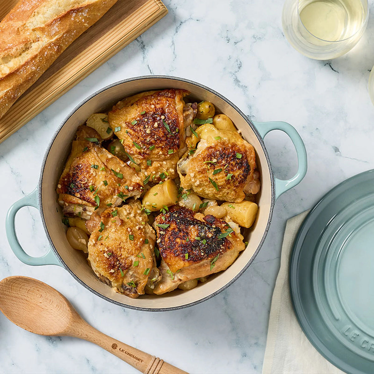 Traditional Round Dutch Oven
