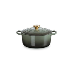 Signature Round Dutch Oven