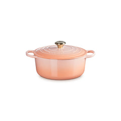 Signature Round Dutch Oven