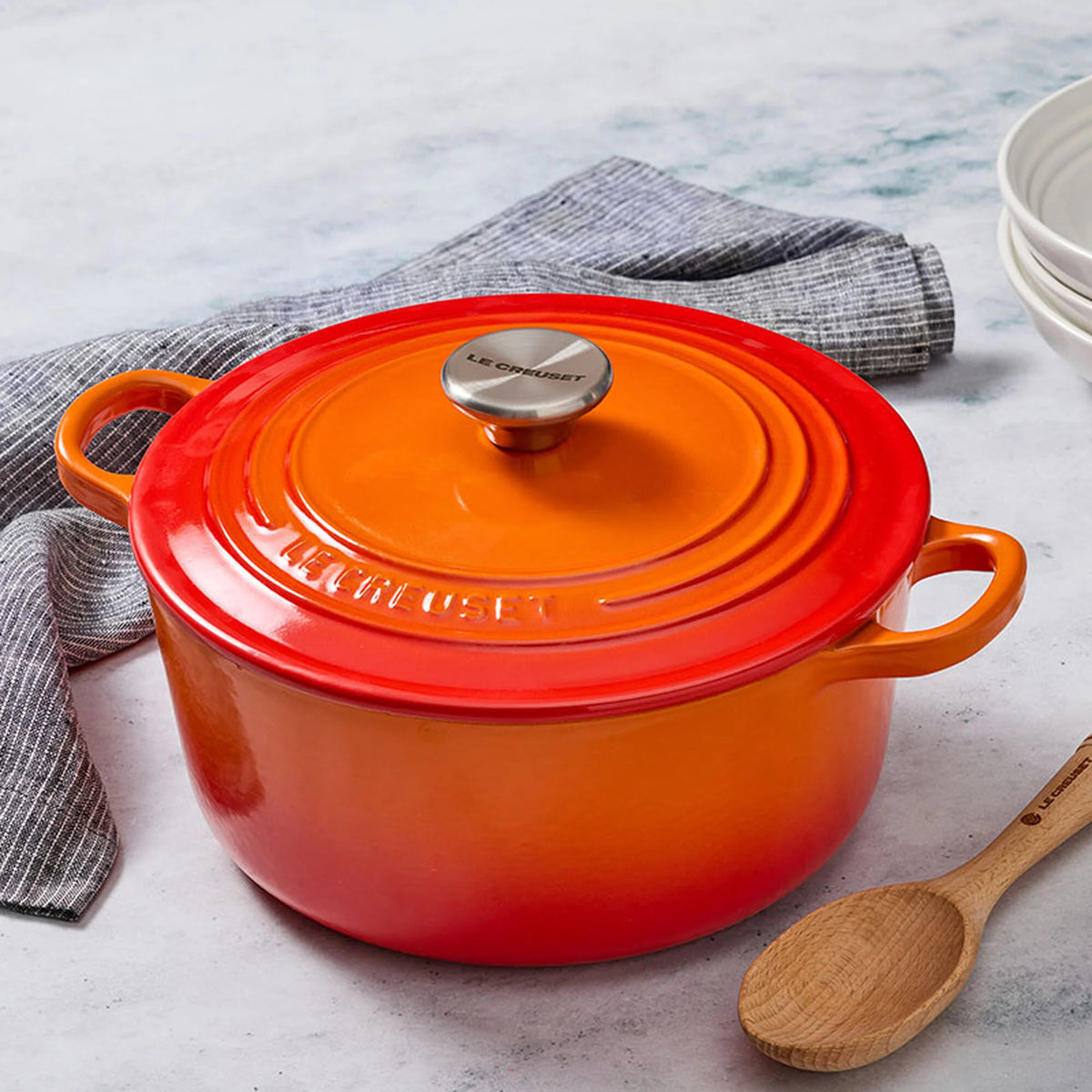 Traditional Round Dutch Oven